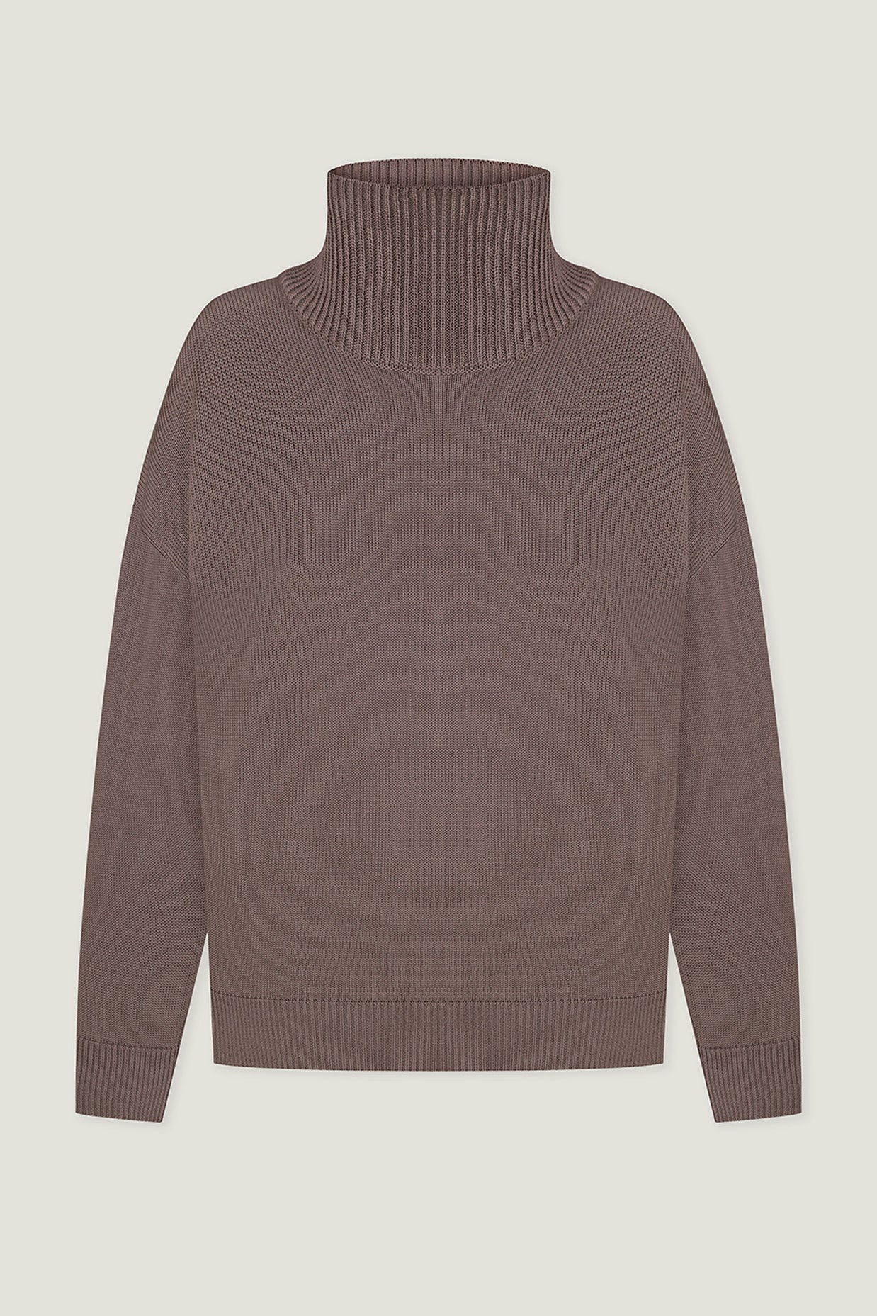 Merino wool sweater with neckline in black