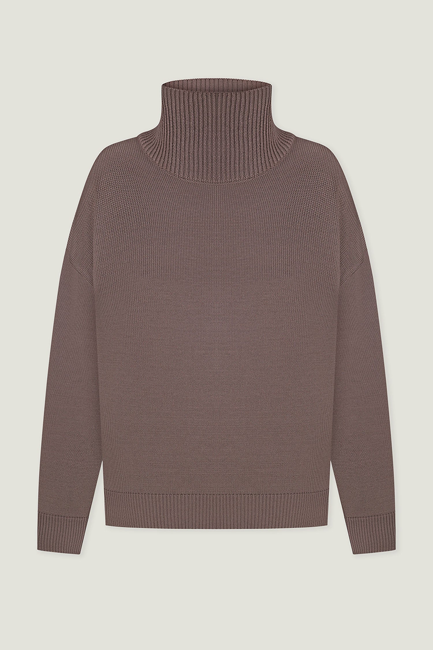Merino wool sweater with neckline in black