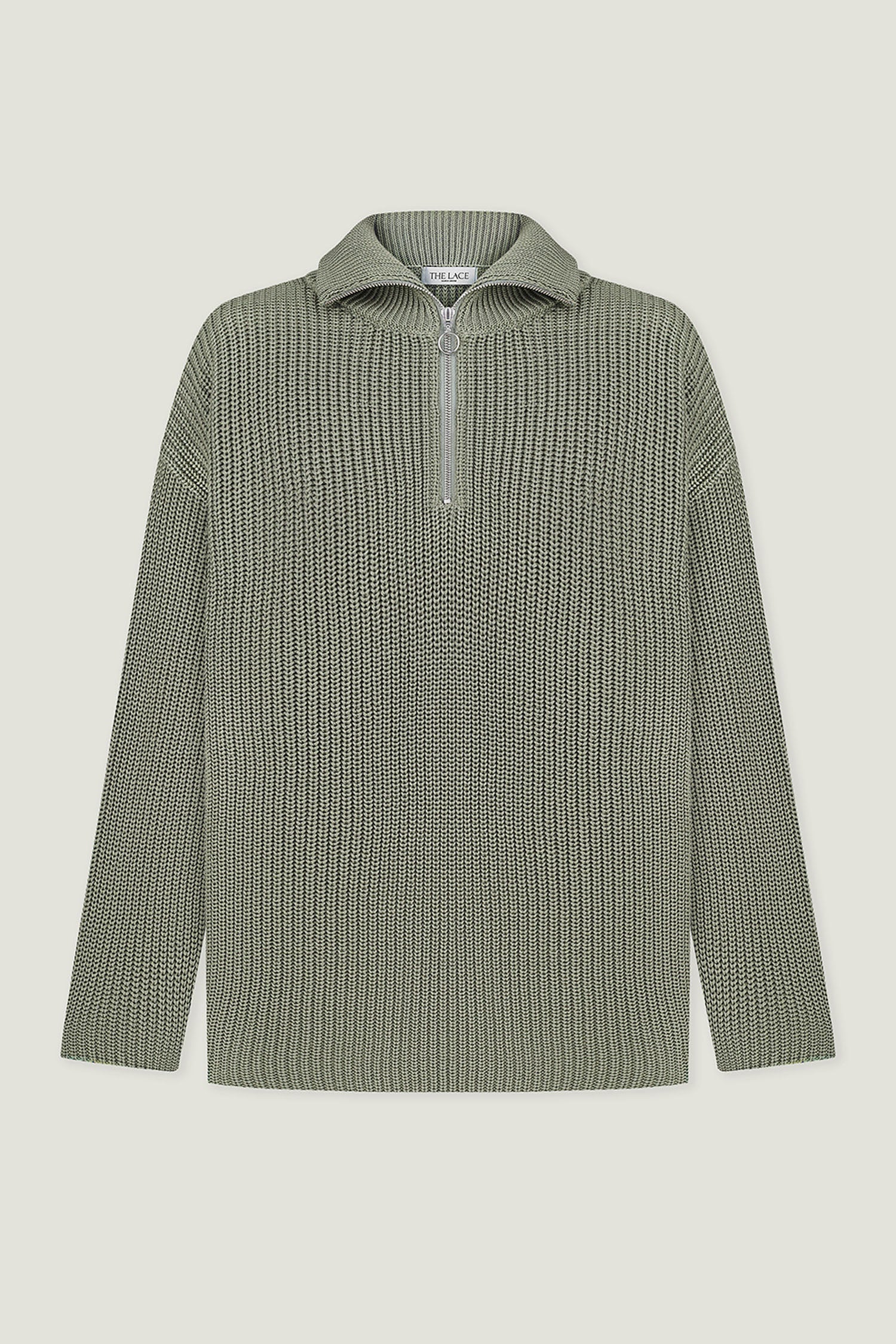 Oversized knitted sweater with a zipper in gray color