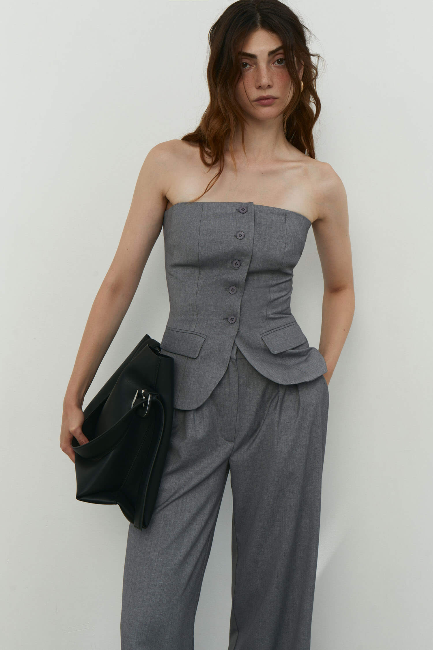 Corset with pockets in gray