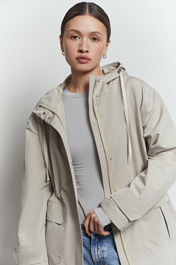 Lightweight parka with drawstring in khaki