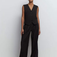 Palazzo pants with double tucks in gray/black