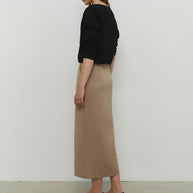 Midi skirt with front slit in cappuccino/black