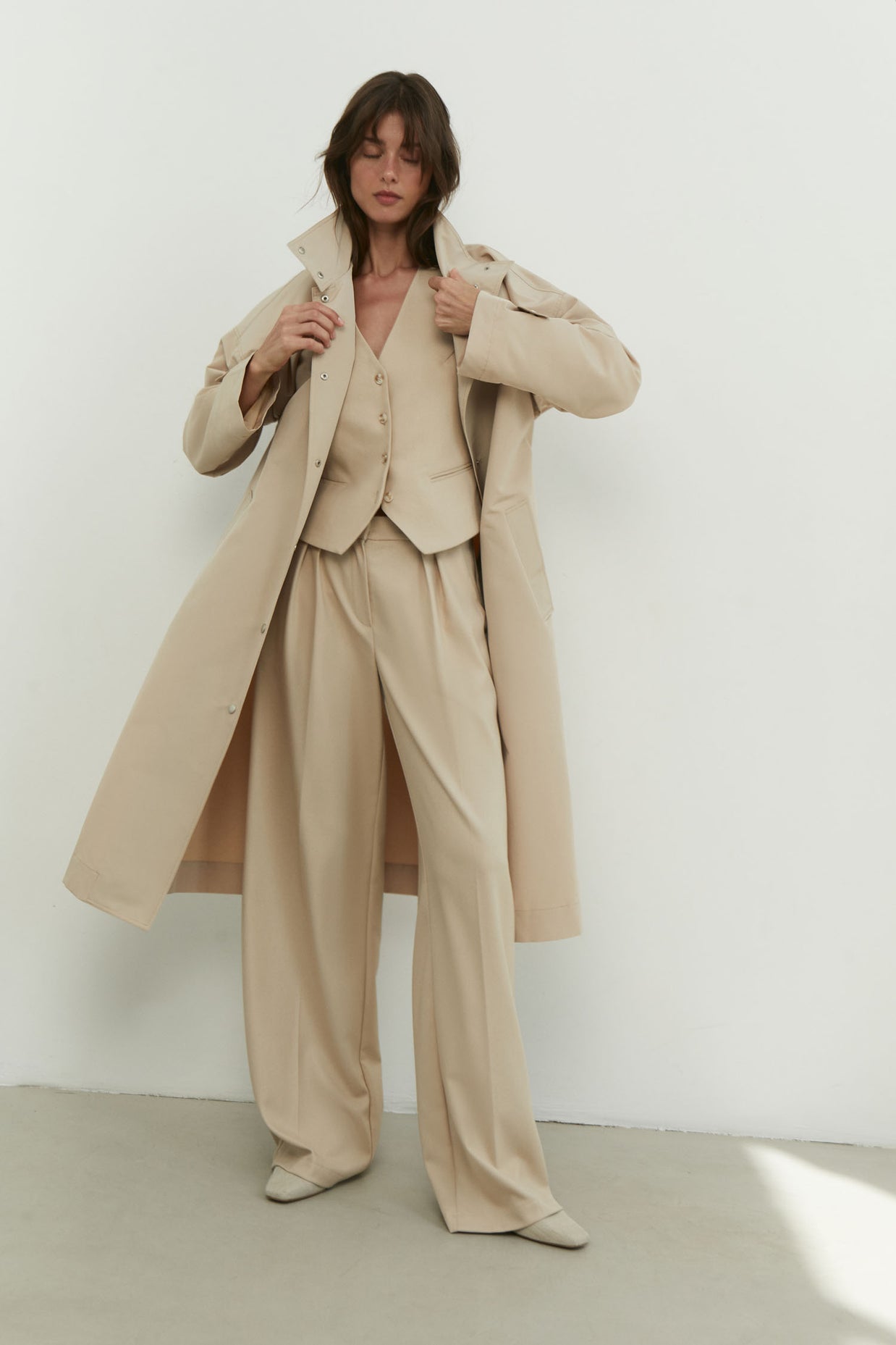 Classic vest in sand color