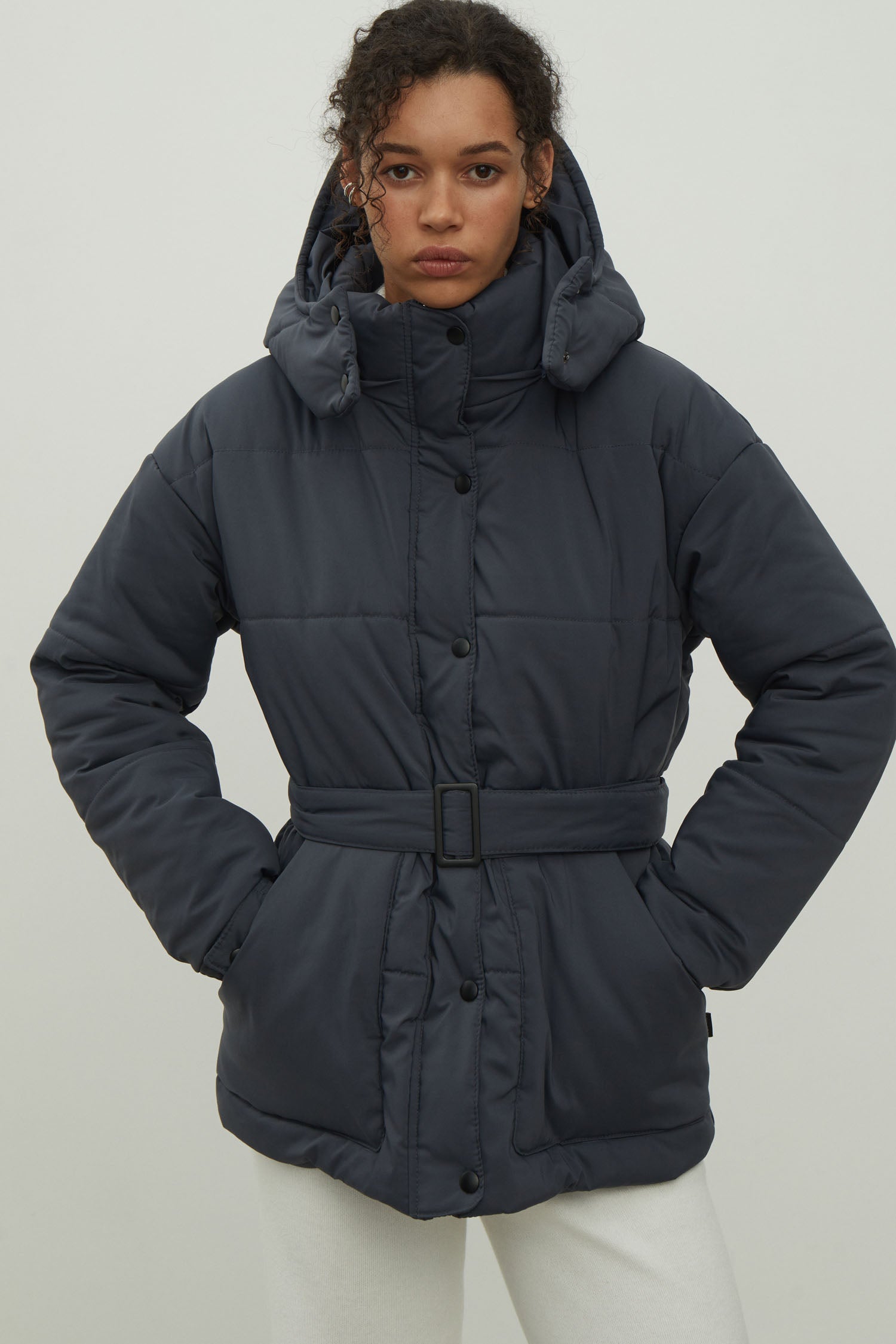 Women's jacket with a belt in graphite color