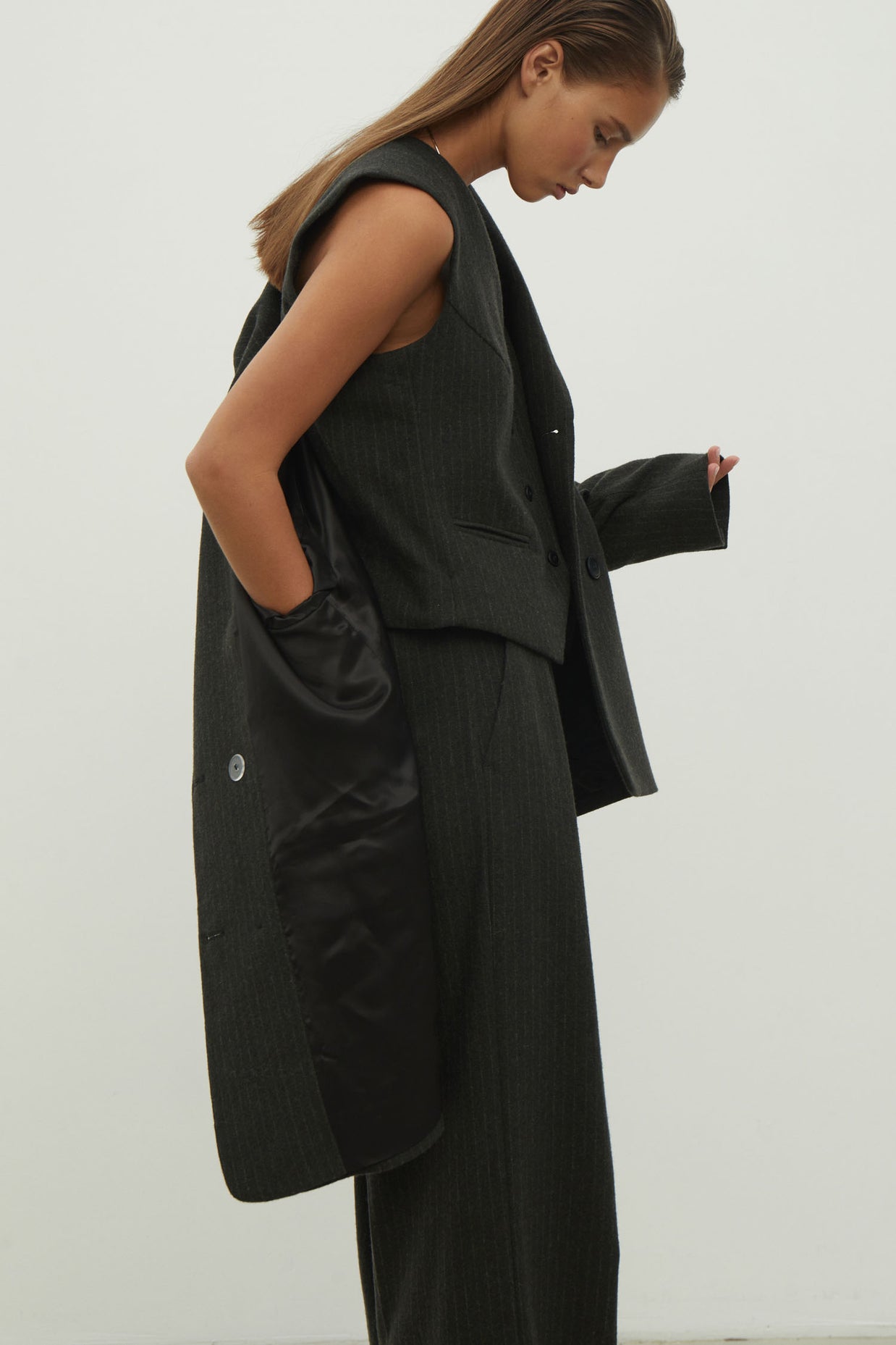 Classic woolen vest in a gray-green stripe