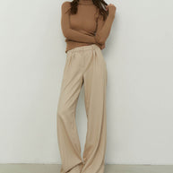 Thin ribbed turtleneck sweater in nude/black/gray