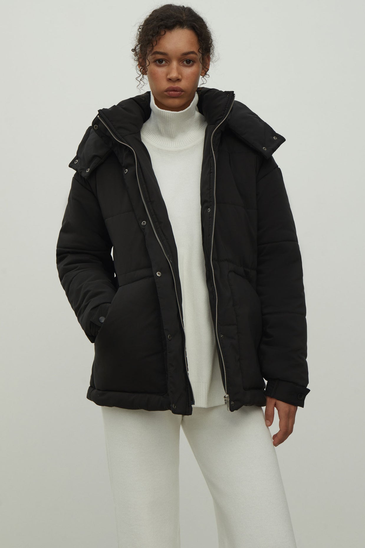 Women's jacket with a belt in graphite color