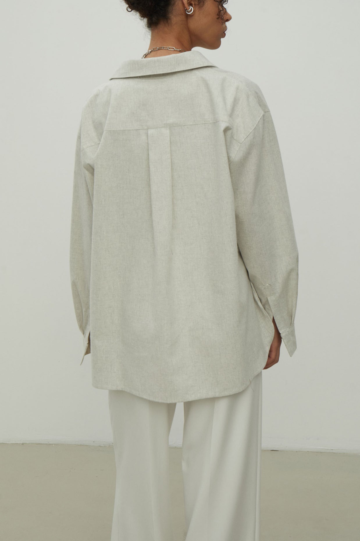 Сhocolate shirt with patch pocket