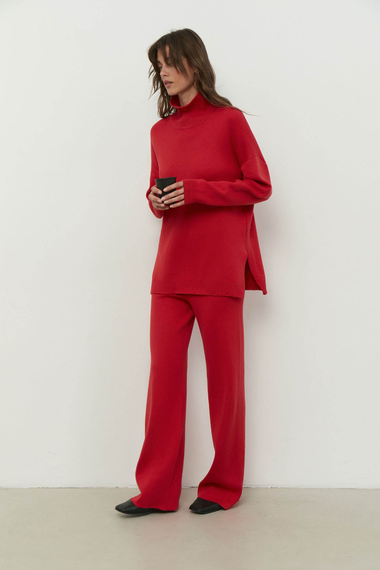 Knitted sweater in sky blue/red/nude