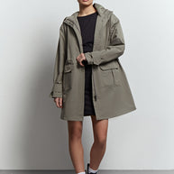 Lightweight parka with drawstring in khaki