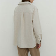Shirt with patch pocket in cobalt/cream