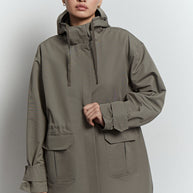 Lightweight parka with drawstring in khaki