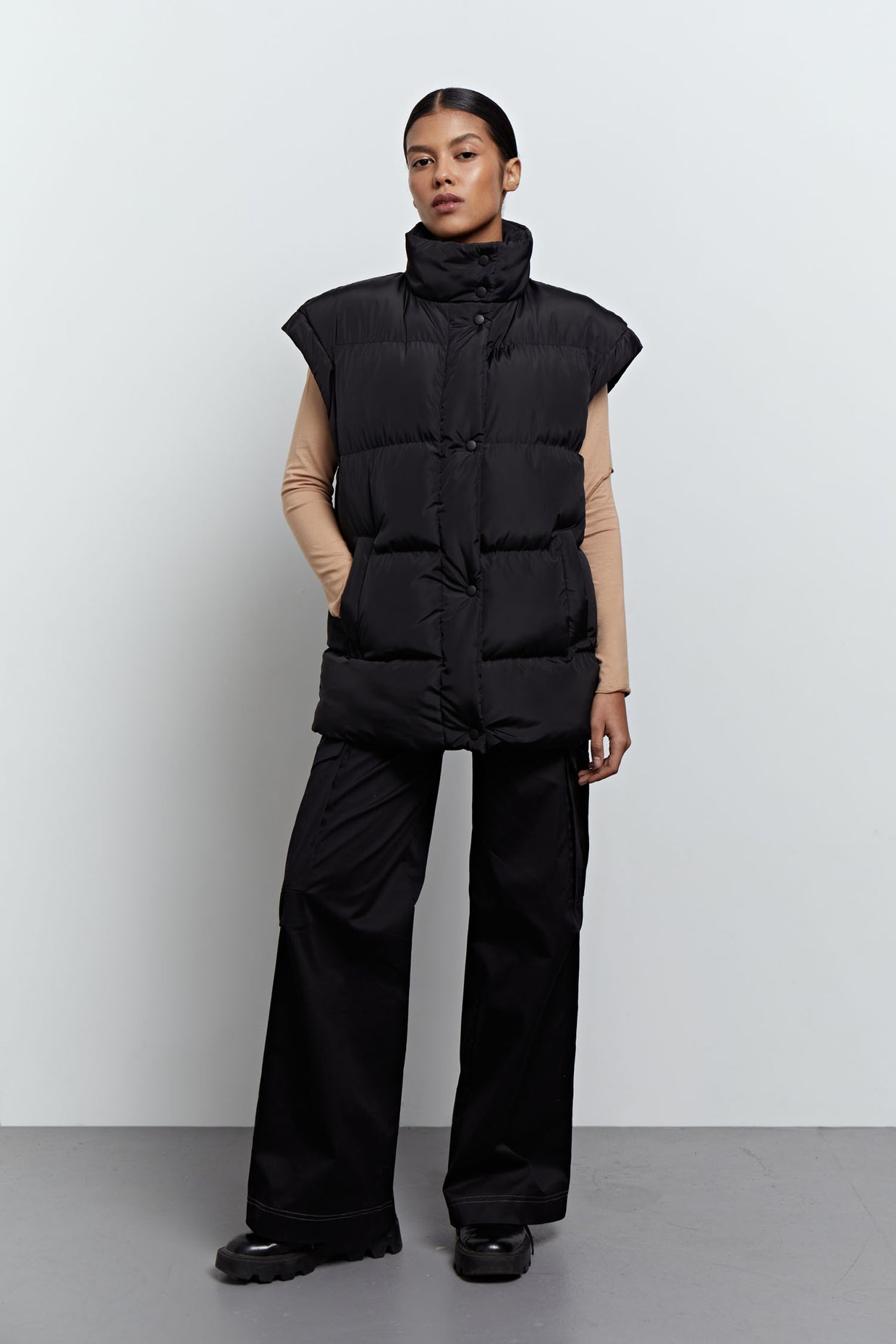 Oversized quilted vest in black