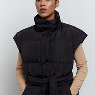 Oversized quilted vest in black