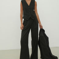 Classic woolen vest in a gray-green stripe