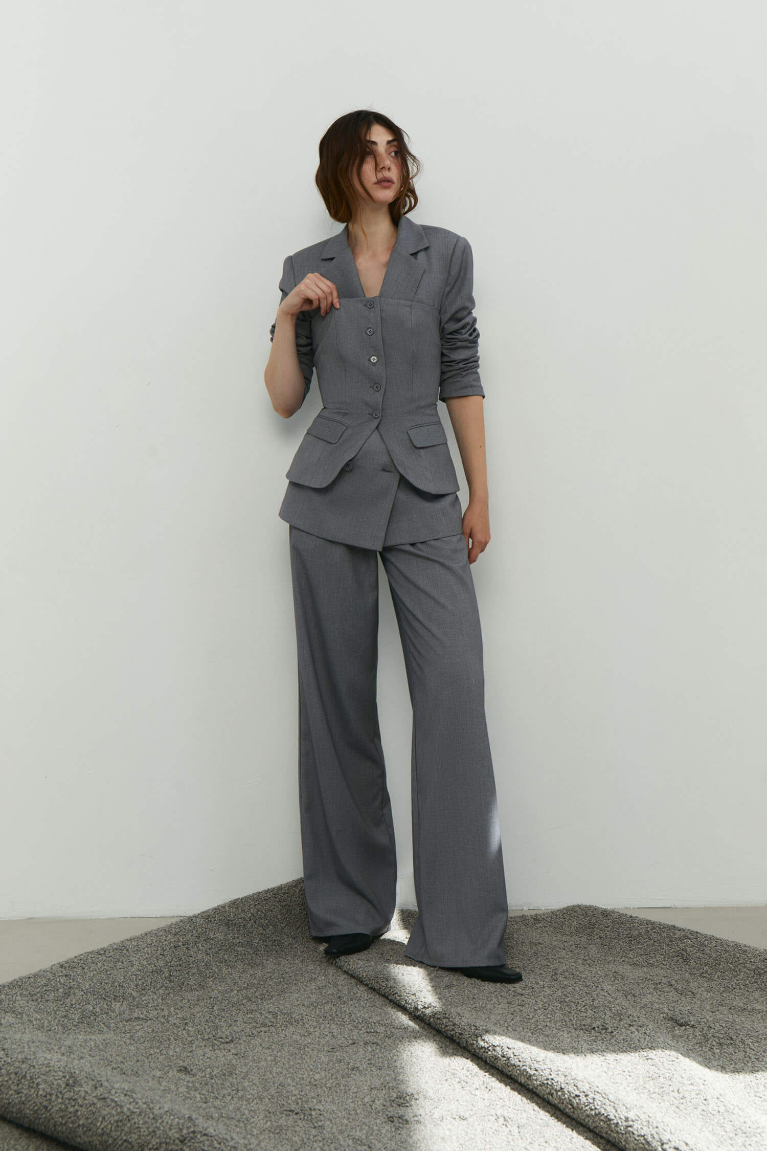 Corset with pockets in gray