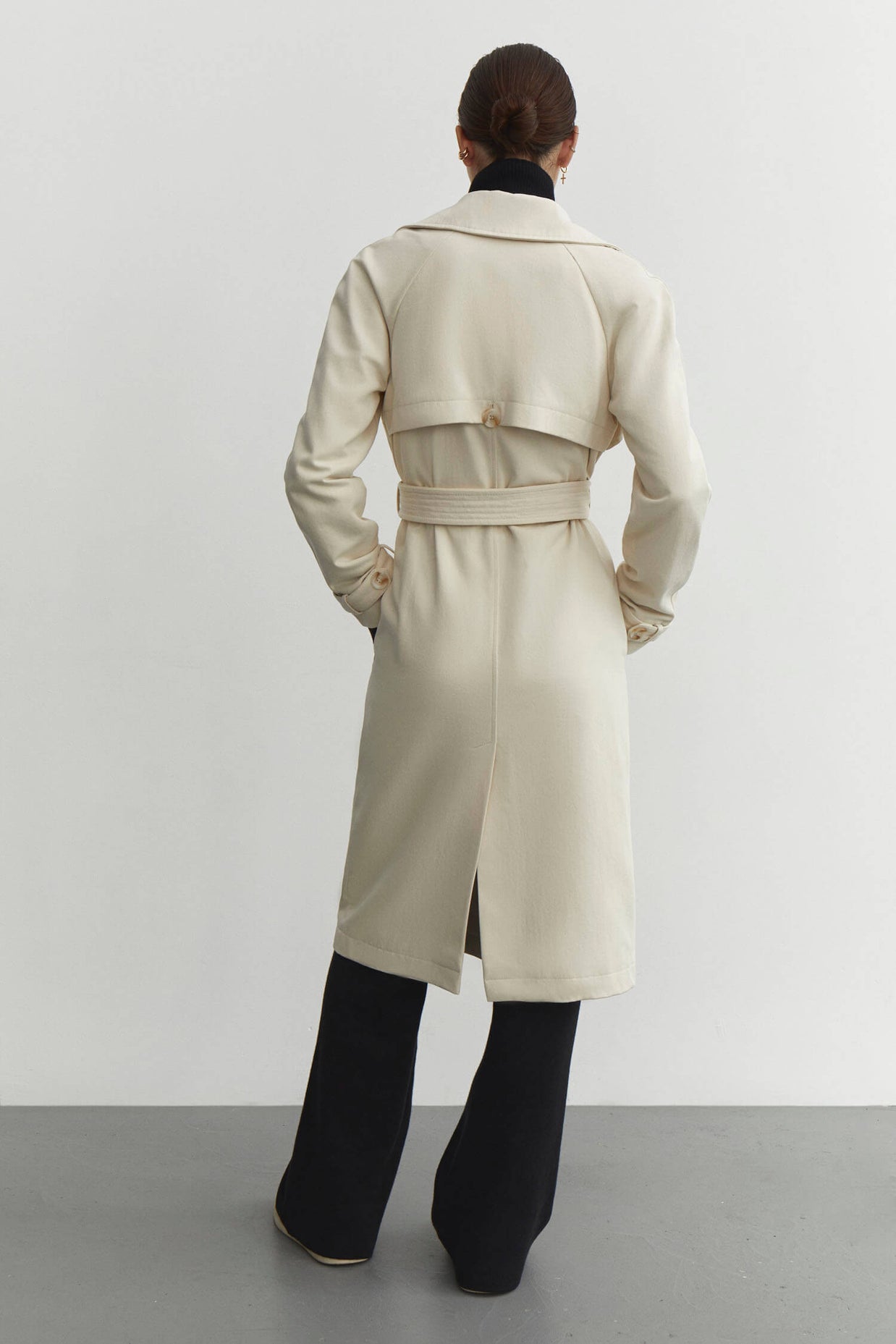 Trenchcoat in nude/cream