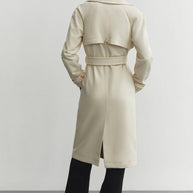Trenchcoat in nude/cream