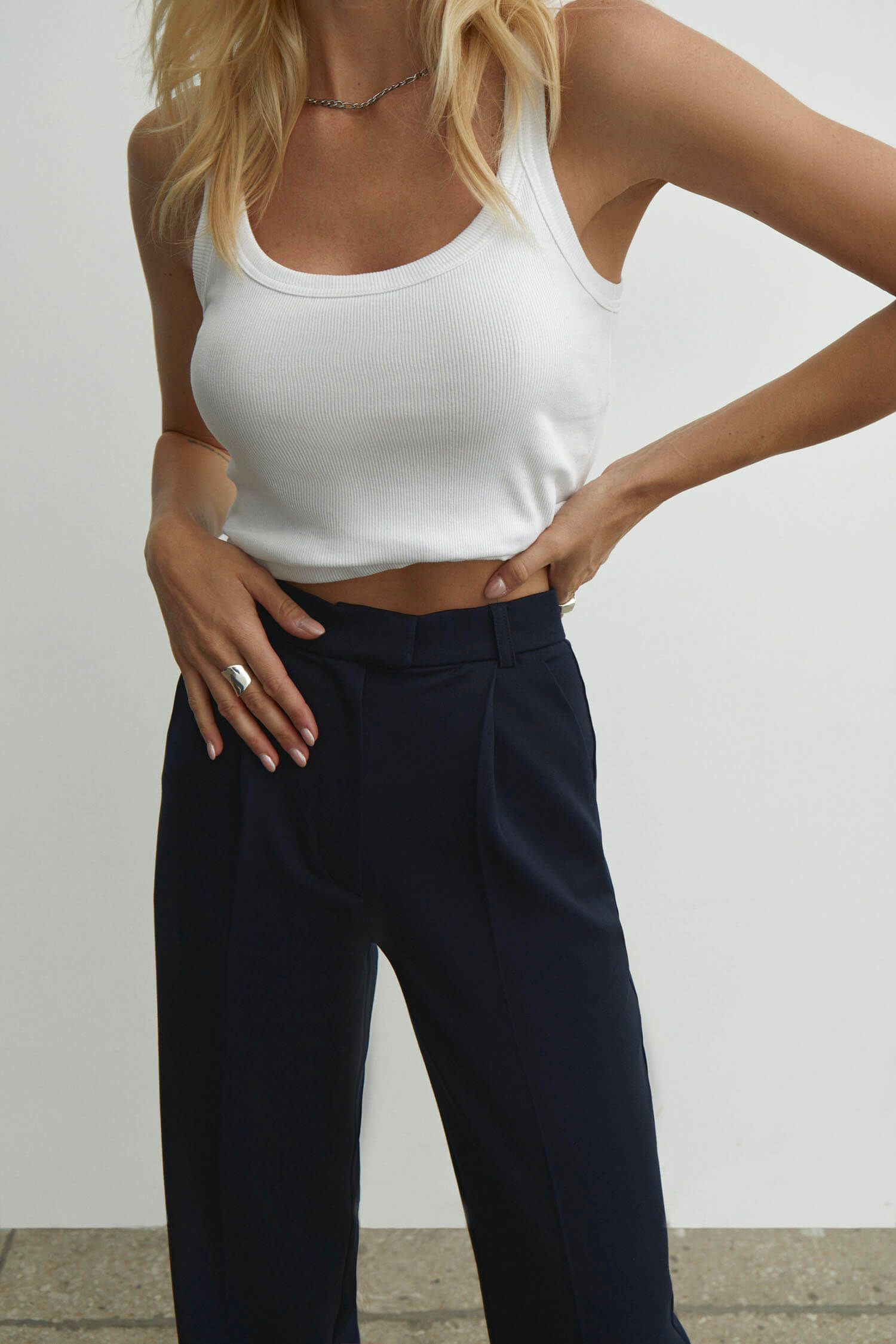 Palazzo pants in cappuccino/navy blue/black