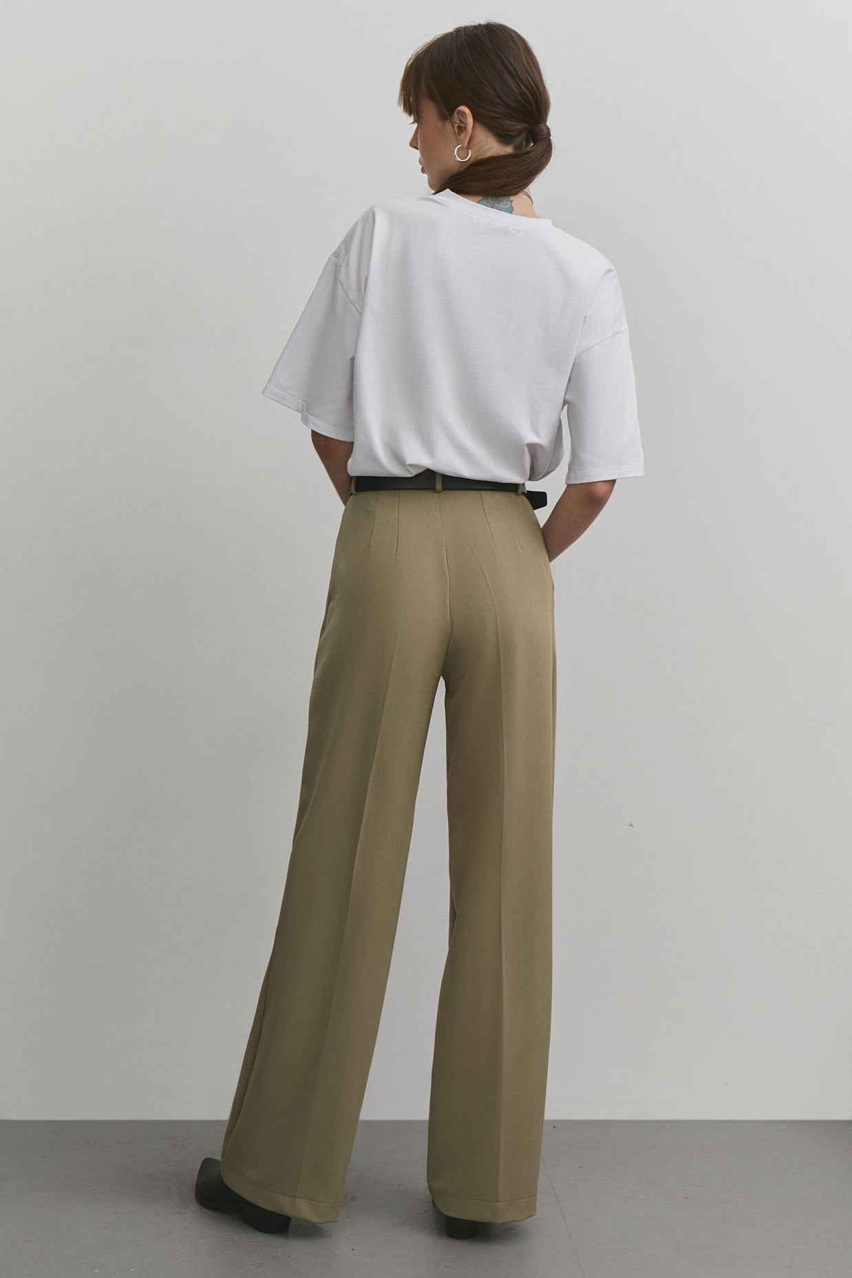 Palazzo pants in cream/olive/white