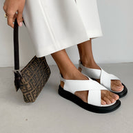 Leather sandals with wide straps