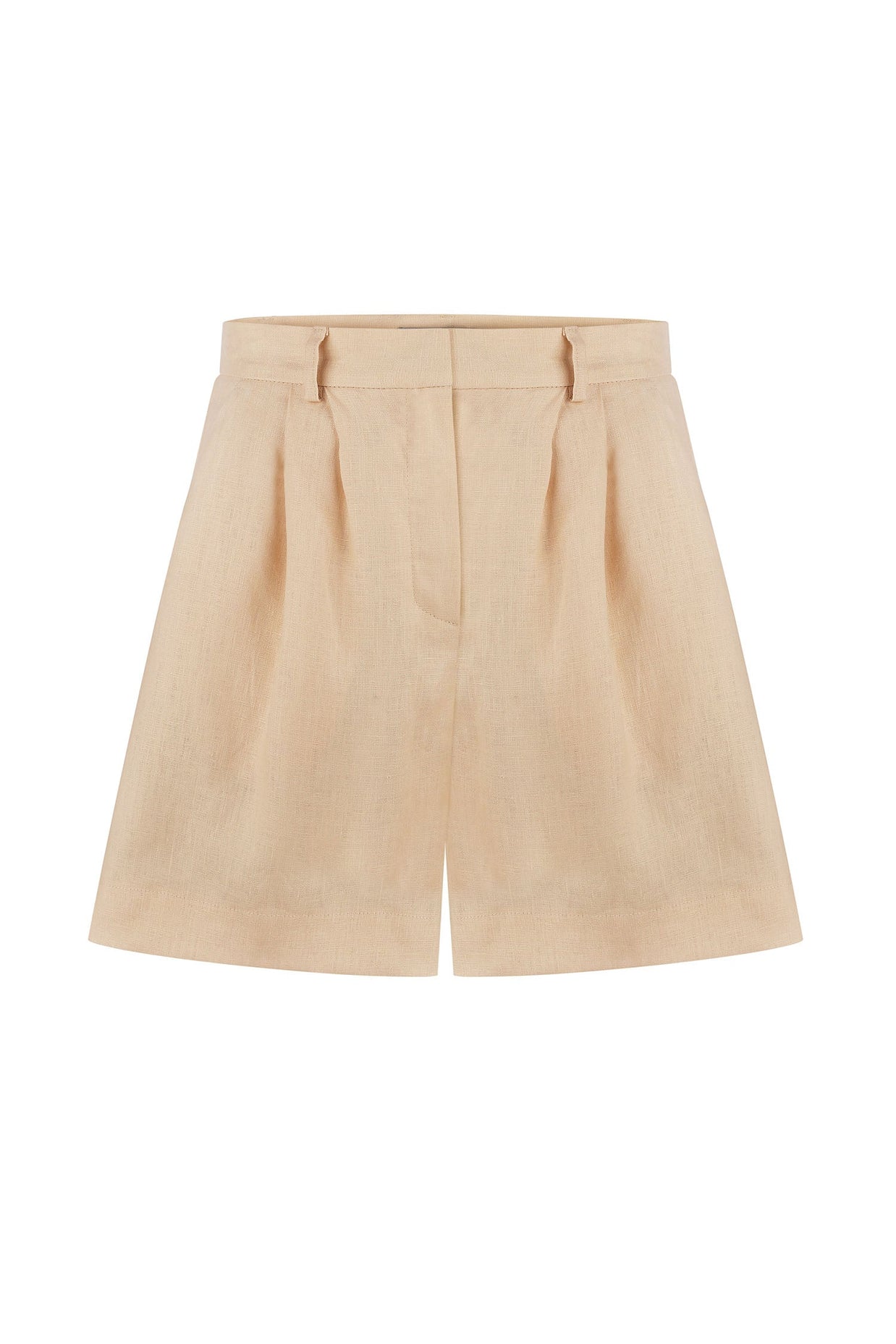 Shorts with tucks