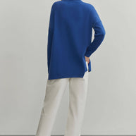 Knitted sweater in navy blue/black