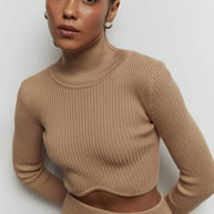 Knitted longsleeve top with notched neck