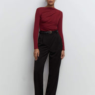 Longsleeve with pleat