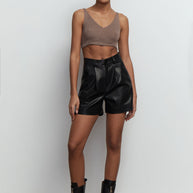 Knitted crop top in milk/cappuccino