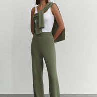 Knitted sweater in olive/cream