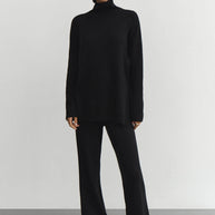 Knitted sweater in navy blue/black