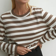 Knitted jumper with stripes