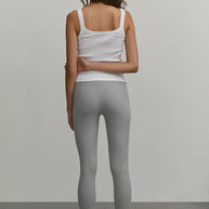 Leggings with stripes in gray