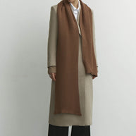 Wool mix scarf in chocolate/black
