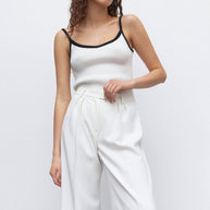 Knitted top with edging