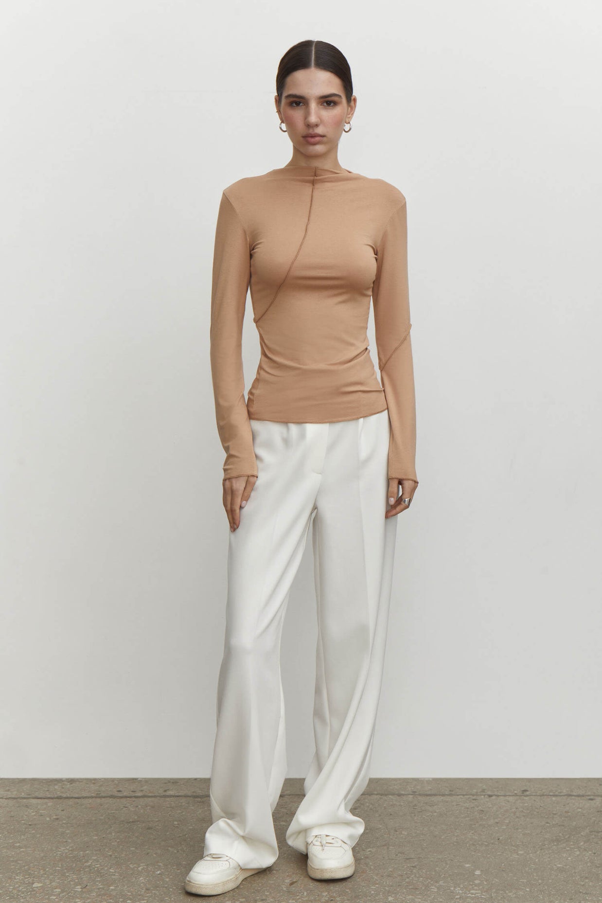 Longsleeve textured in nude/milk