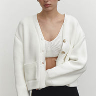 Knitted cardigan with pockets