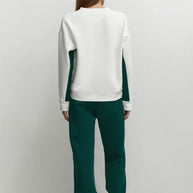 Sweatshirt with contrast sleeves