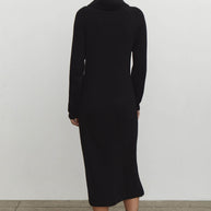 Loose cut knit midi dress